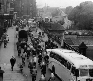 Lendal bridge - always been busy at 5;00pm