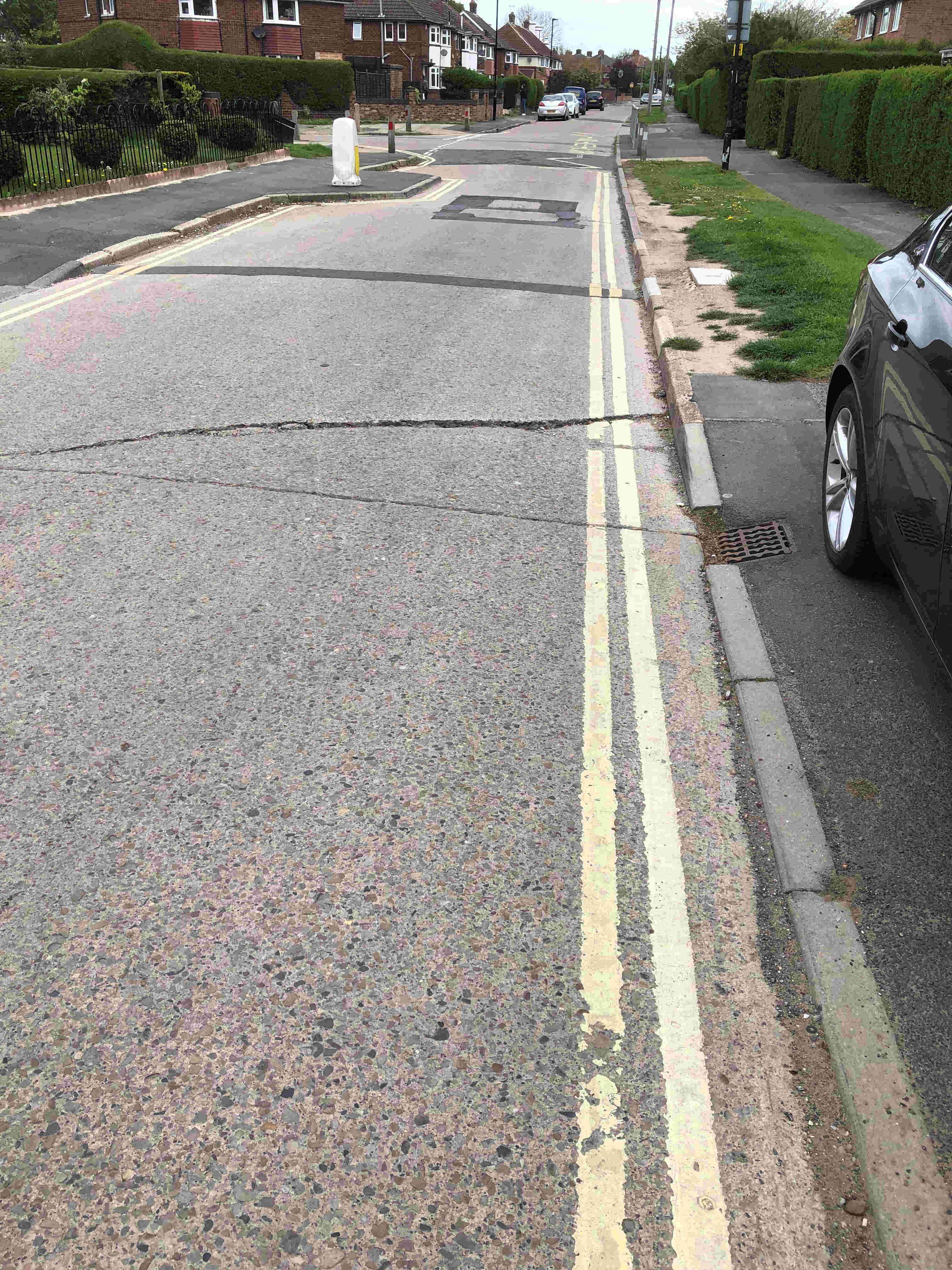 This image has an empty alt attribute; its file name is Carriageway-cracking-on-Kingsway-West-1300hrs-5th-May-2019-.jpg